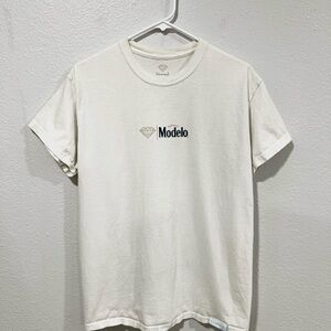 Diamond Supply X Modelo T-Shirt - Men’s Medium
